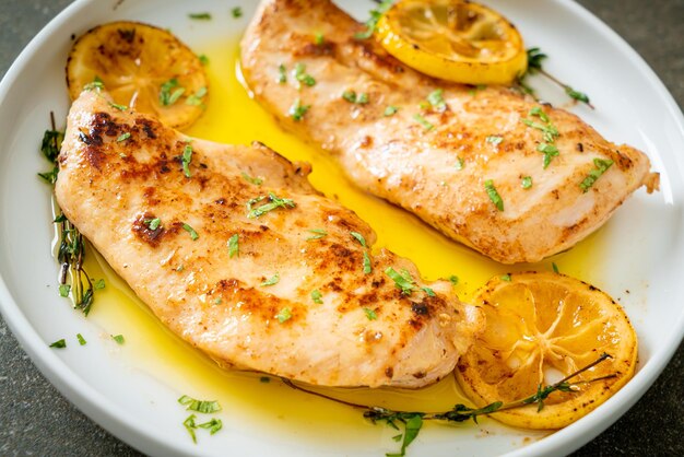 Pollo a la Plancha con Limón y Ajo