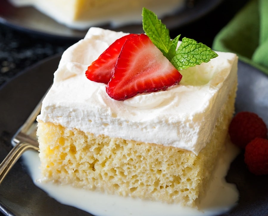 Receta para Torta de Tres Leches: Pastel Esponjoso y Cremoso