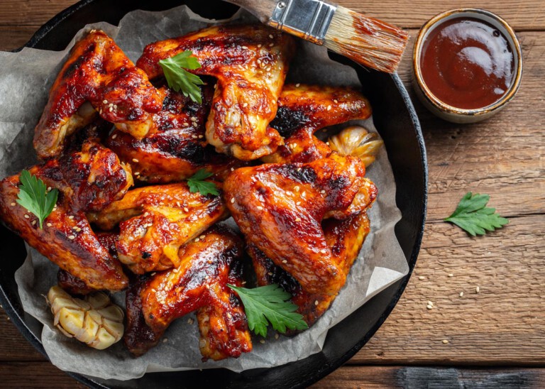 Alitas de Pollo al Horno con Salsa Barbacoa