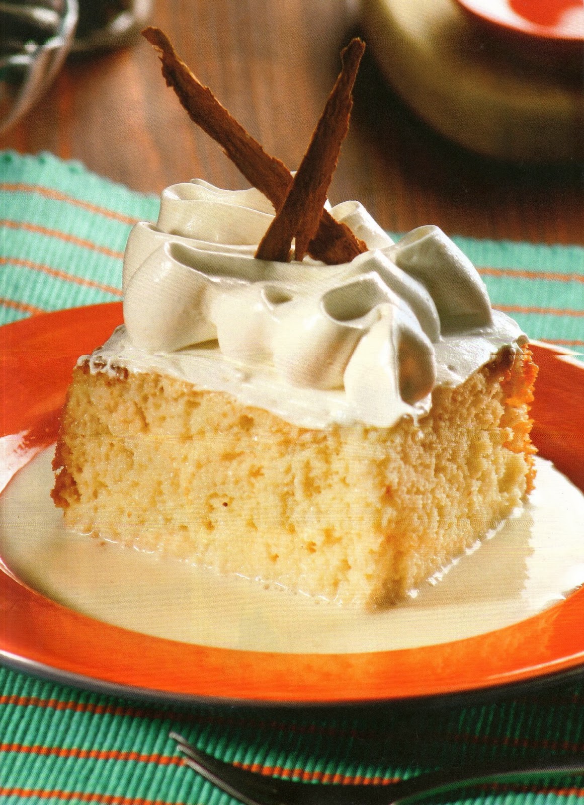 Cómo Hacer una Torta de Tres Leches